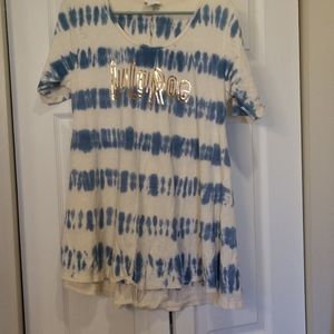 Lularoe women's t shirt